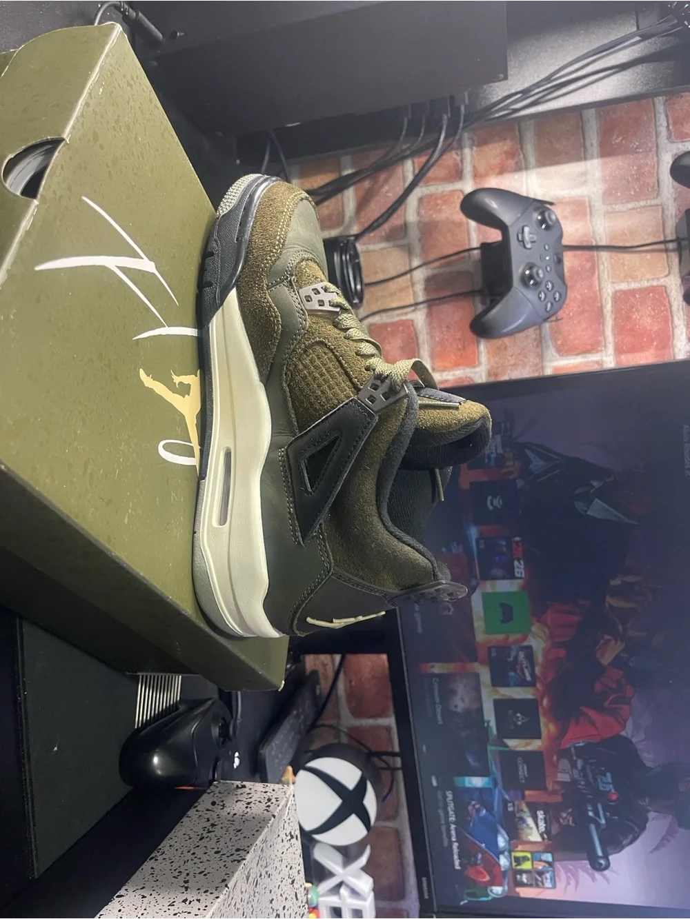 Jordan Air Jordan 4 Retro SE Craft GS - Olive Green & Pale Vanilla